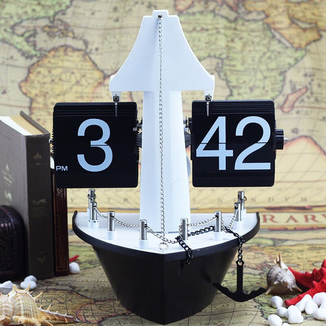 Tischuhr Flip-Uhr im Segelboot Design