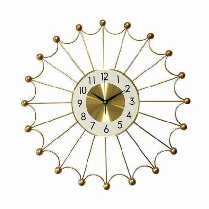 Große Wanduhr Sonne Design Goldfarben
