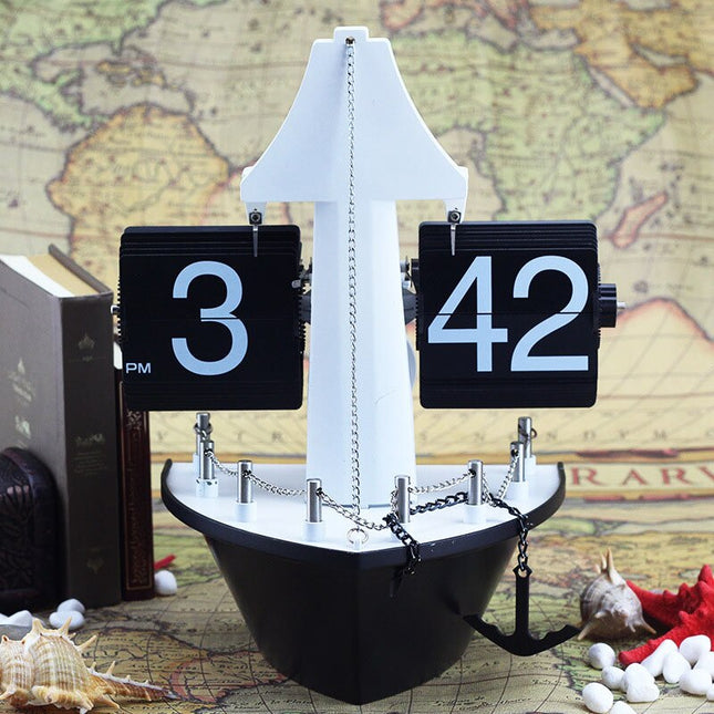 Tischuhr Flip-Uhr im Segelboot Design