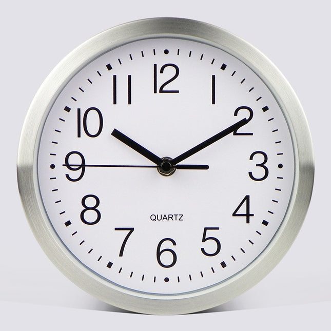 Kleine runde Wanduhr für Büro