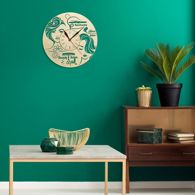Wanduhr für Friseursalon aus Holz