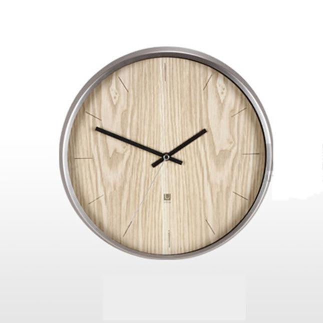 Skandinavische Wanduhr mit Echtholz-Zifferblatt