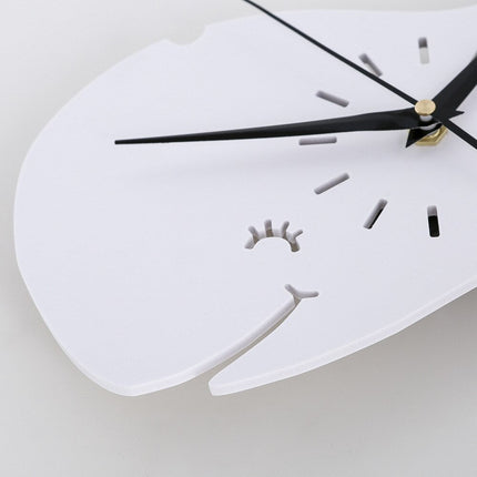 Skandinavische Wanduhr Wal für Kinderzimmer