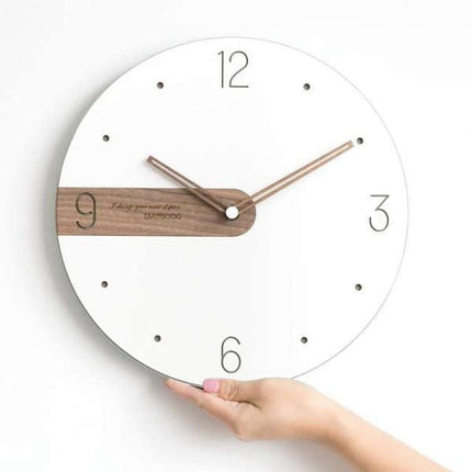 Minimalistische Design Wanduhr weiß Holz