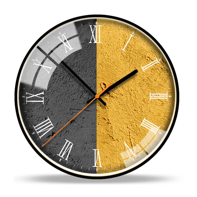 Moderne Wanduhr in grauer Betonoptik