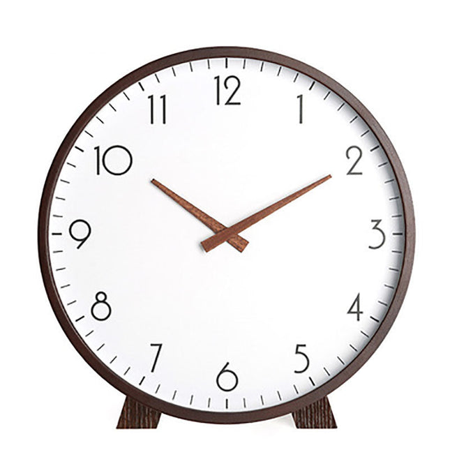 Minimalistische Tischuhr aus hellem Holz