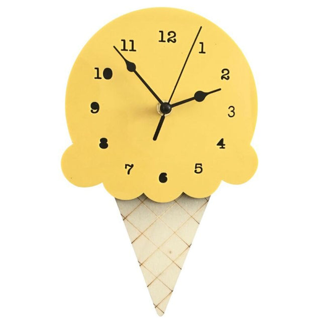 Wanduhr für Kinderzimmer als Eistüte