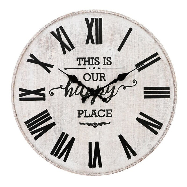 Wanduhr aus Holz im Landhausstil