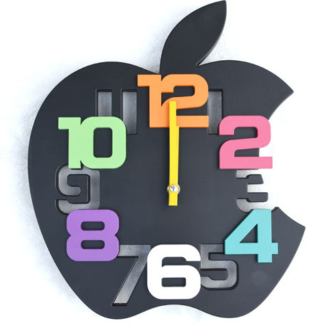 Moderne Design Wanduhr in Apfel-Form