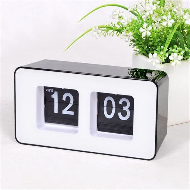 Retro Wecker als Klappzahlenuhr Flip-Clock