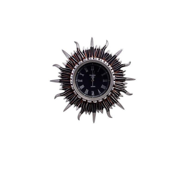 Barocke Wanduhr in Sonnenform Gold Schwarz
