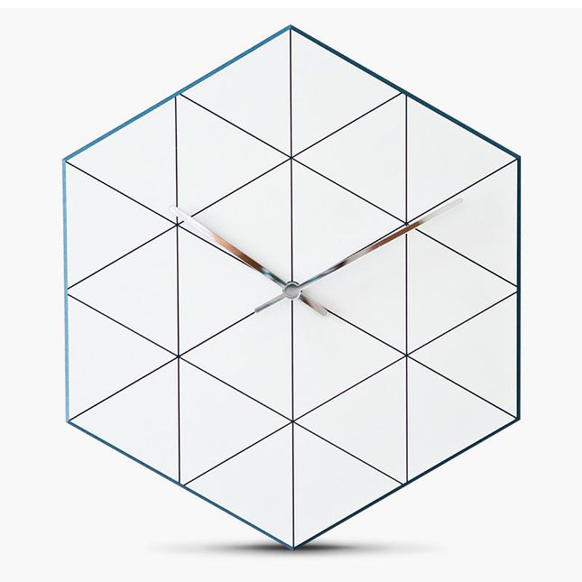 Leise geometrische Wanduhr sechseckig aus Metall