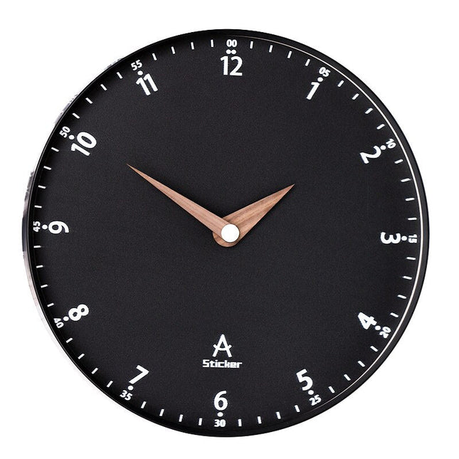 Minimalistische Wanduhr mit edlen Holzzeigern