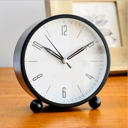 Geräuschloser analoger Wecker ohne Ticken