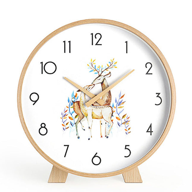 Minimalistische Tischuhr aus hellem Holz