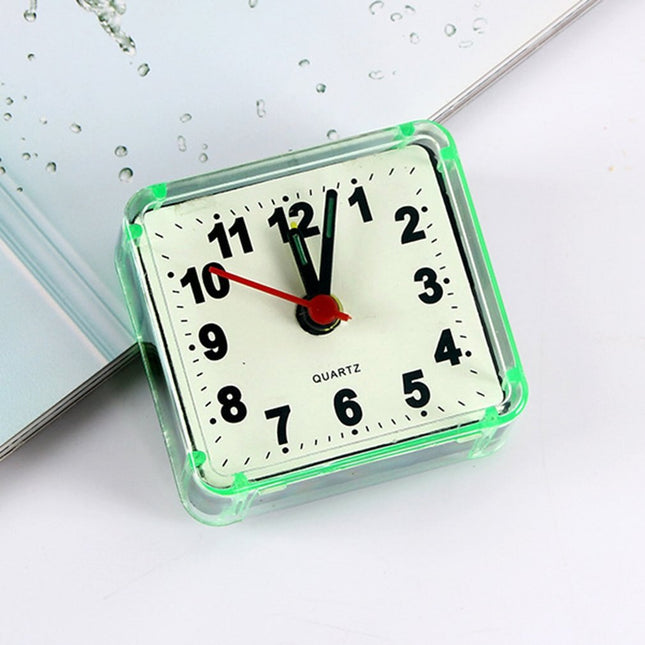 Kleiner quadratischer Reisewecker analog