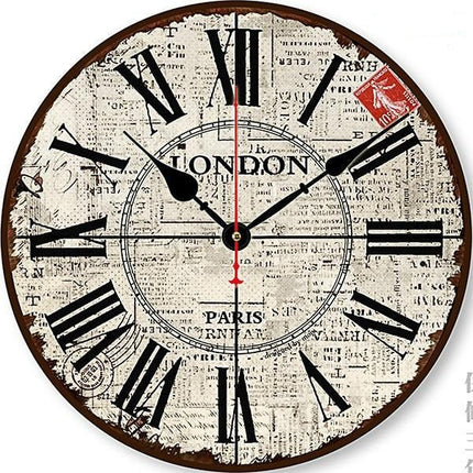 Bunte Vintage Wanduhr im Pariser Bistro-Stil