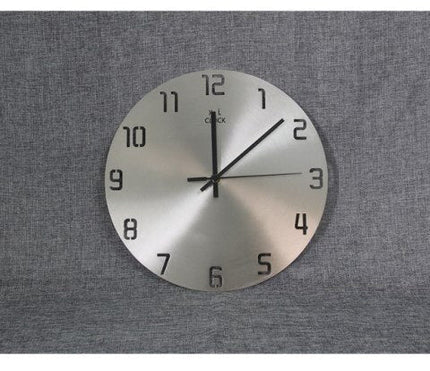 Designer Wanduhr aus Metall schlicht