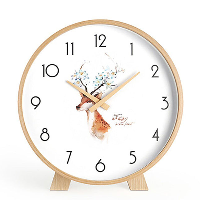 Minimalistische Tischuhr aus hellem Holz