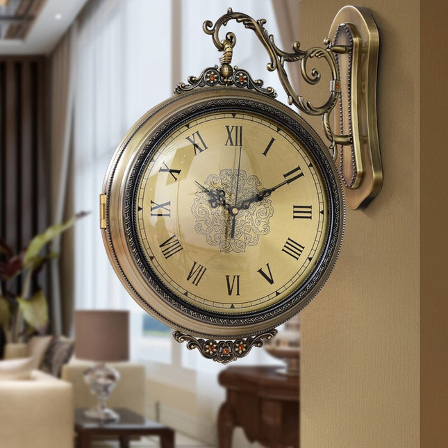 Antike Bahnhofsuhr doppelseitig für Wand