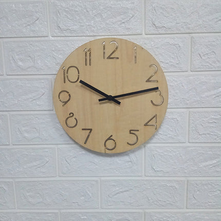 Minimalistische Vintage Wanduhr aus Holz
