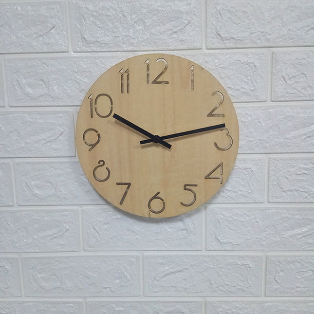 Minimalistische Vintage Wanduhr aus Holz