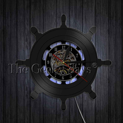 Maritime Schallplattenuhr mit Anker Motiv