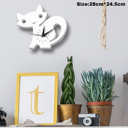 Weiße Kinder Wanduhr in Raketen-Form