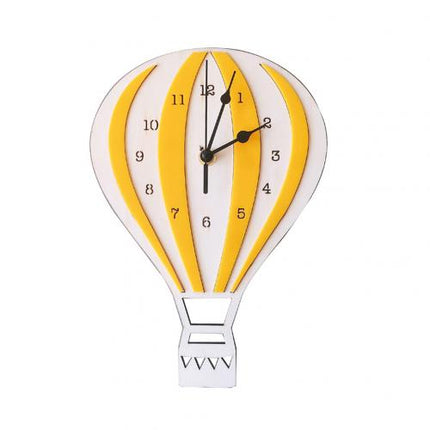 Wanduhr Heißluftballon Holz fürs Kinderzimmer