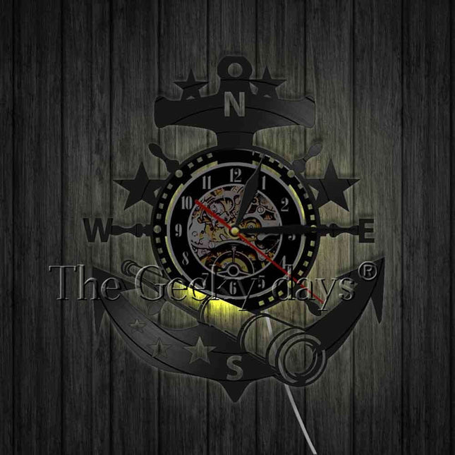 Maritime Schallplattenuhr mit Anker Motiv