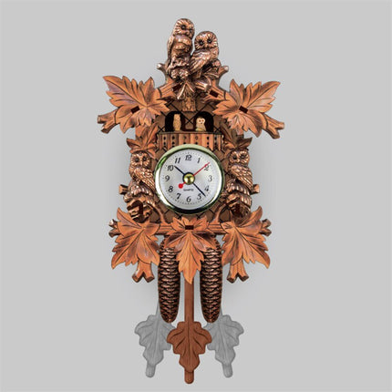 Traditionelle Kuckucksuhr aus Holz für Wand