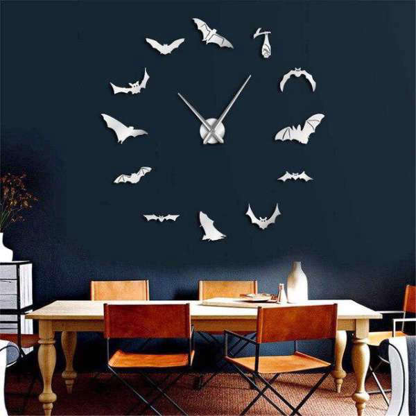 DIY Wandtattoo Uhr mit Fledermäusen