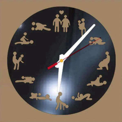 Schwarze Kamasutra Wanduhr mit Spiegelausschnitt