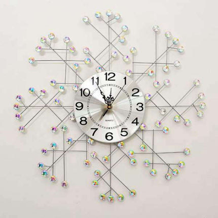 Große Designer Wanduhr mit Kristallen
