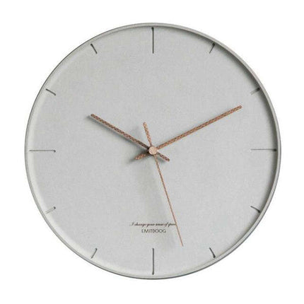 Schlichte minimalistische Wanduhr leises Uhrwerk