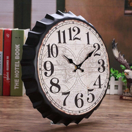 Retro Wanduhr in Bierdeckel Optik