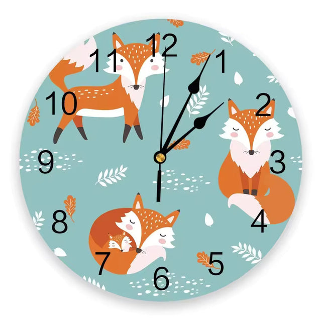 Wanduhr für Kinderzimmer mit Füchsen