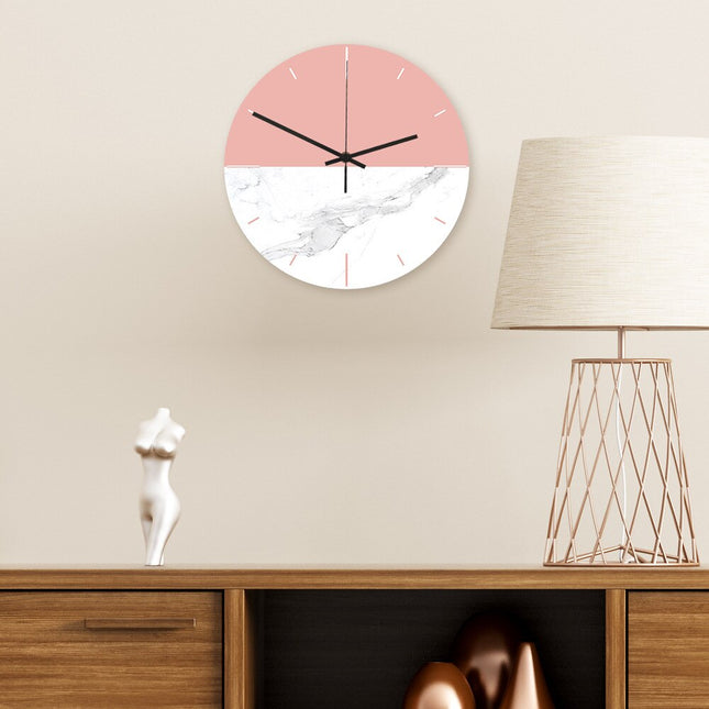Zweifarbige Wanduhr Skandi Marmor-Optik