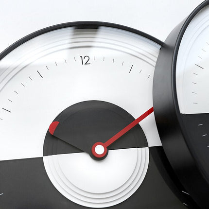 Design Wanduhr modern im Yin-Yang-Stil