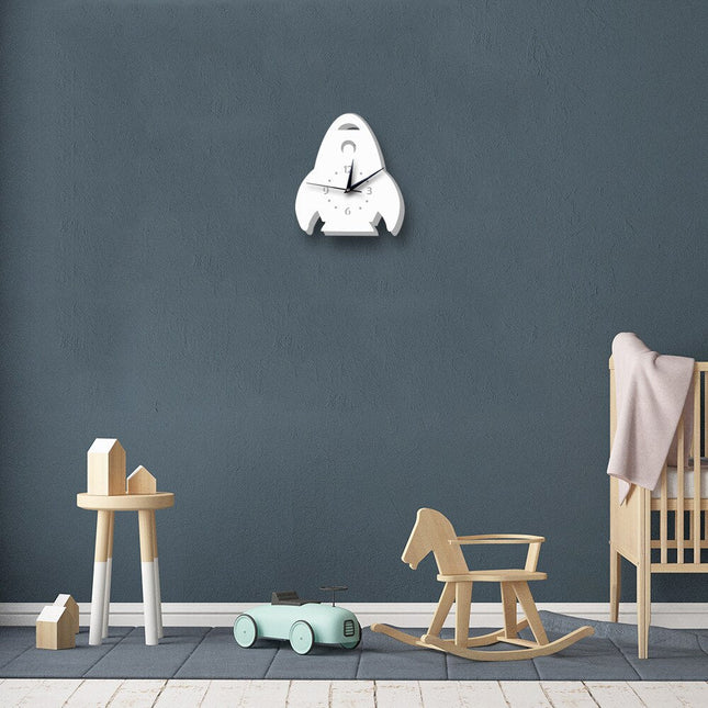Weiße Kinder Wanduhr in Raketen-Form