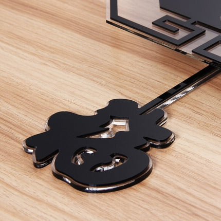 Achteckige Wanduhr asiatisch mit Pendel