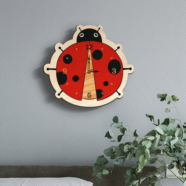 Lustige Marienkäfer Wanduhr für Kinder