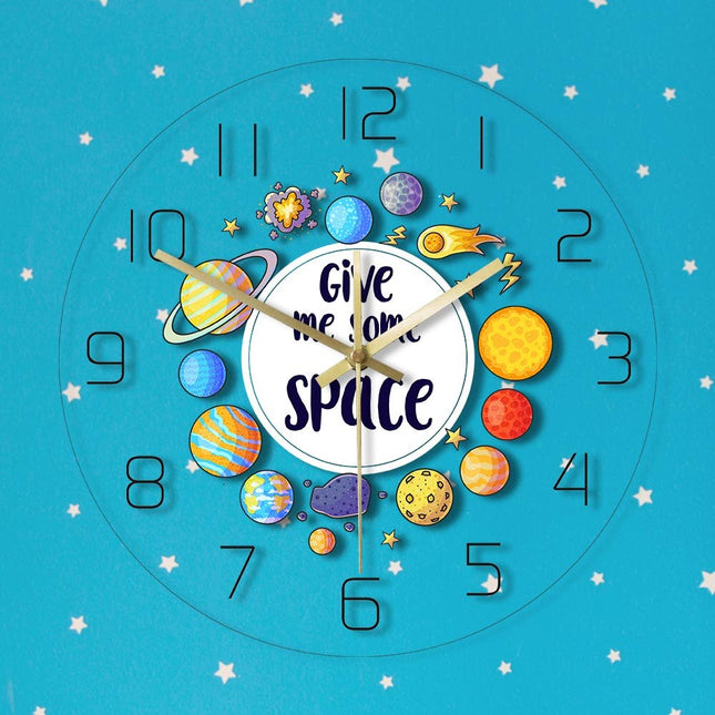 Kinderzimmer-Wanduhr mit Planeten und Sternen