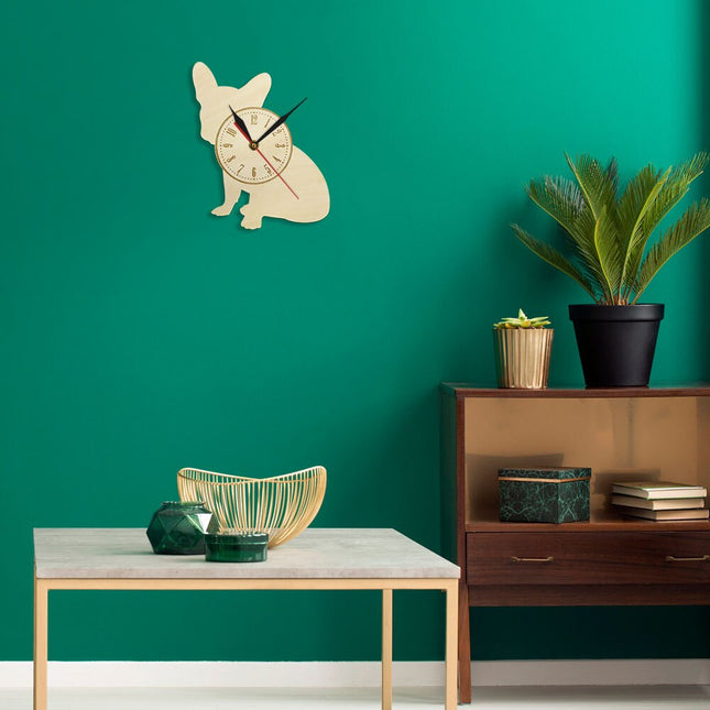 Wanduhr aus Holz in Hundeform