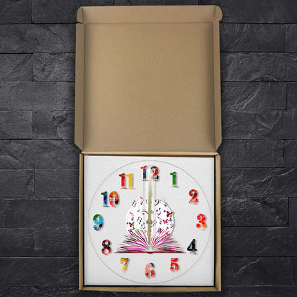 Acryl-Wanduhr mit Musikbuch-Motiv