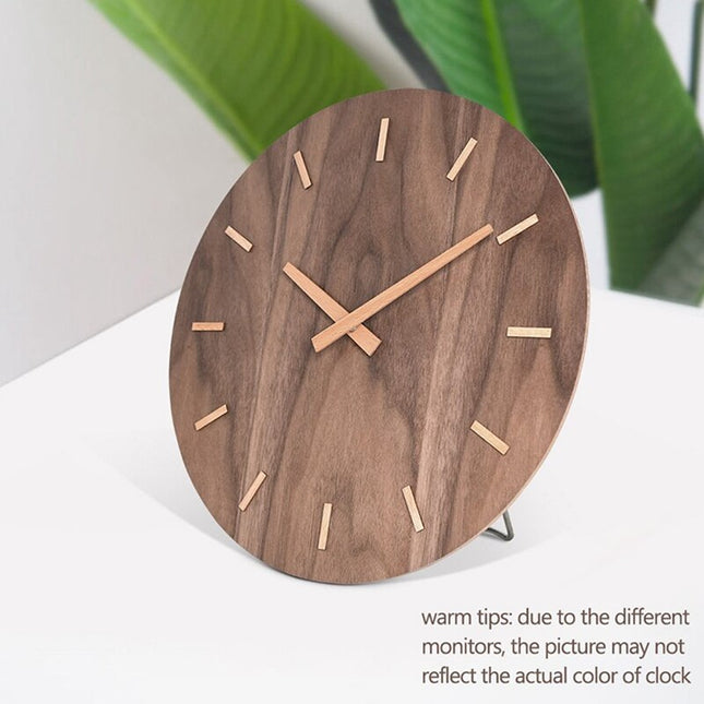 Leise Wanduhr aus Holz modern