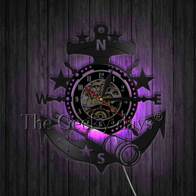 Maritime Schallplattenuhr mit Anker Motiv