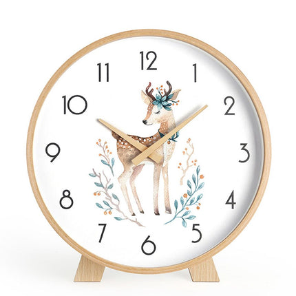 Minimalistische Tischuhr aus hellem Holz