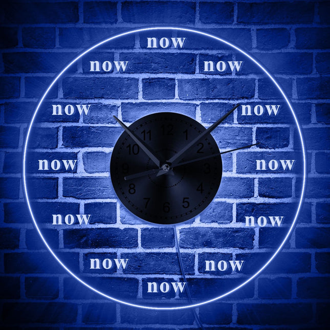 Design Wanduhr "Now" mit LED-Beleuchtung