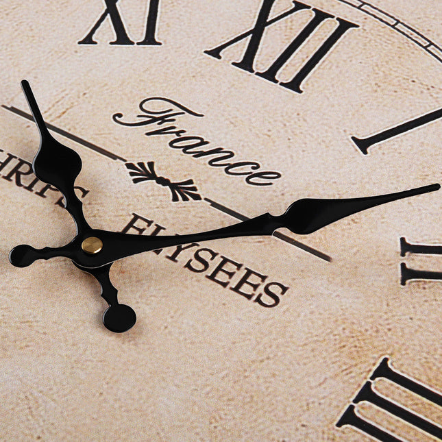 Römische Wanduhr im Pariser Stil